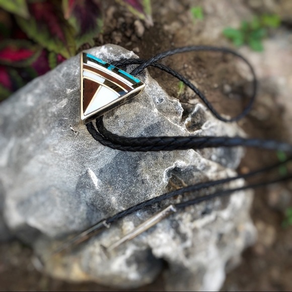 Squiggle Bolo Tie